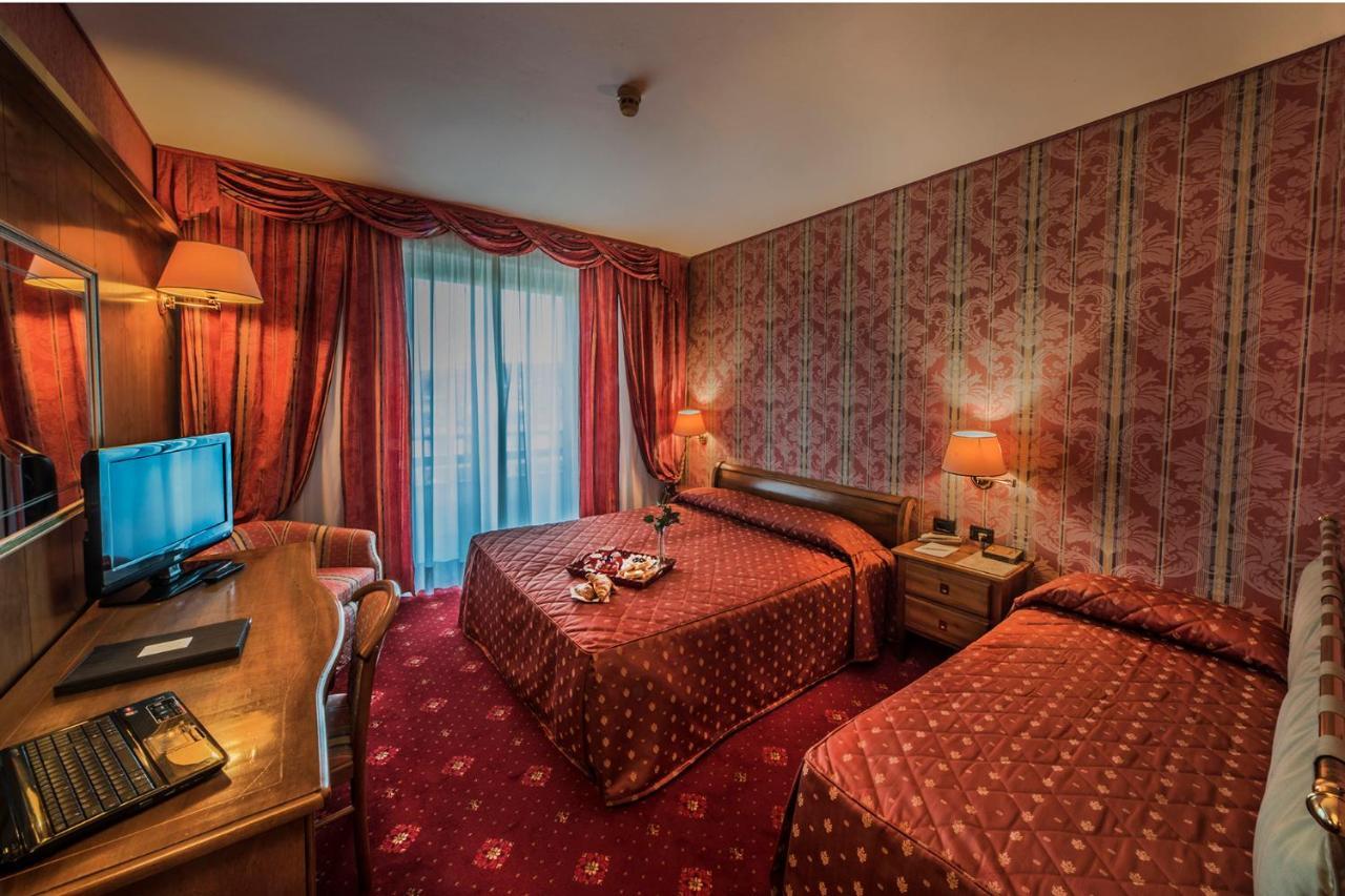 HOTEL VALDARNO MONTEVARCHI 4 Italia da 120 HOTELMIX